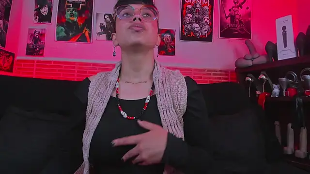 lilith-deveraux online show from 10-02-25, 01:40