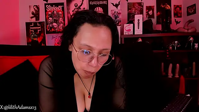 lilith-deveraux online show from 04-23-26, 03:25