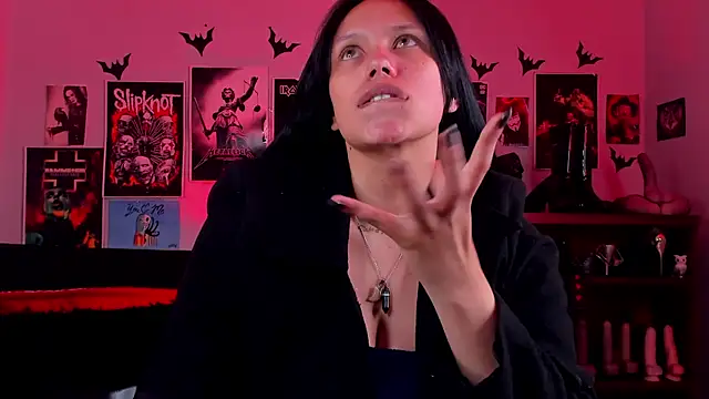 lilith-deveraux online show from 04-28-26, 03:17