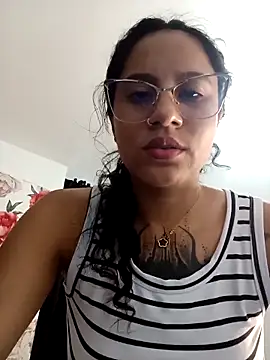 Karii-R online show from 04-30-26, 04:46