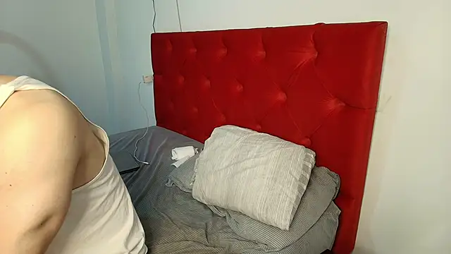 Snapshot of NicoDavisHere chatting on 03-08-26, 01:03 NicoDavisHere online show from 03-08-26, 01:03