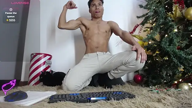 Snapshot of darkviper26 chatting on 12-15-24, 04:07 darkviper26 online show from 12-15-24, 04:07