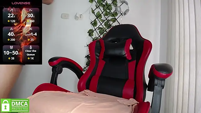 Snapshot of darkviper26 chatting on 10-14-25, 12:28 darkviper26 online show from 10-14-25, 12:28