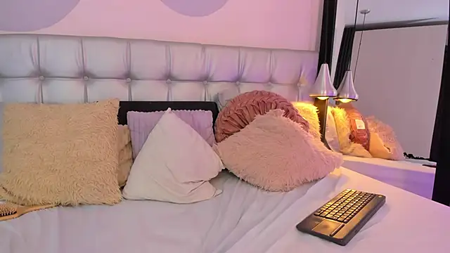 Axel brunette1 online show from 03-20-25, 11:12