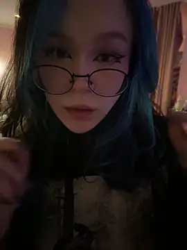 MaddisonHaas online show from 02-18-25, 12:37