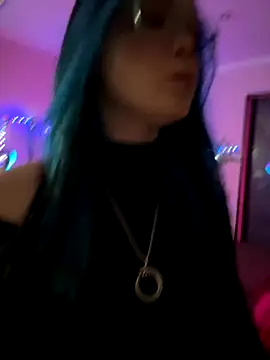 MaddisonHaas online show from 10-01-25, 01:33