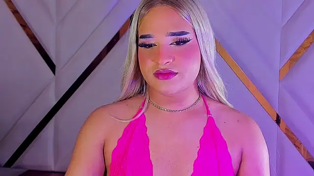 Snapshot of Elody_Preysler69 chatting on 03-22-25, 04:03 Elody Preysler69 online show from 03-22-25, 04:03