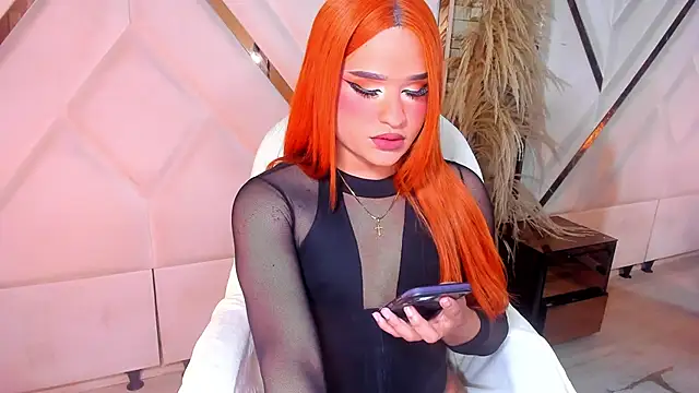 Snapshot of Elody_Preysler69 chatting on 10-23-25, 05:40 Elody Preysler69 online show from 10-23-25, 05:40