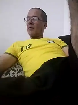 Snapshot of barboza991 chatting on 12-22-24, 08:03 barboza991 online show from 12-22-24, 08:03