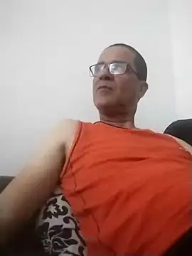 Snapshot of barboza991 chatting on 12-29-24, 02:31 barboza991 online show from 12-29-24, 02:31