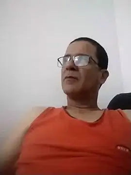 Snapshot of barboza991 chatting on 01-28-25, 11:39 barboza991 online show from 01-28-25, 11:39