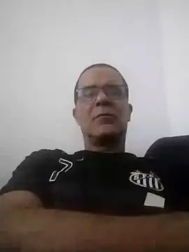 Snapshot of barboza991 chatting on 02-13-25, 01:40 barboza991 online show from 02-13-25, 01:40