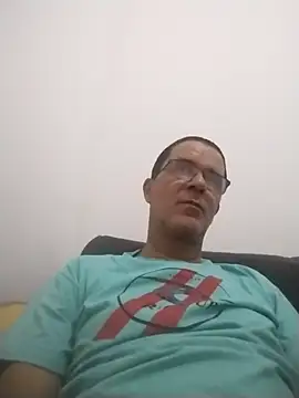 Snapshot of barboza991 chatting on 02-28-25, 03:04 barboza991 online show from 02-28-25, 03:04