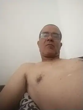 Snapshot of barboza991 chatting on 03-03-25, 05:18 barboza991 online show from 03-03-25, 05:18