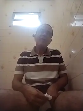 Snapshot of barboza991 chatting on 03-15-25, 12:02 barboza991 online show from 03-15-25, 12:02