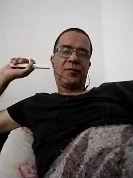 Snapshot of barboza991 chatting on 09-14-25, 05:01 barboza991 online show from 09-14-25, 05:01