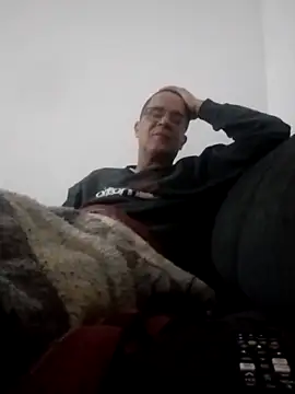 Snapshot of barboza991 chatting on 10-11-25, 01:27 barboza991 online show from 10-11-25, 01:27