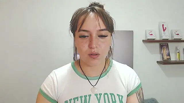 anyela bubble19  online show from 04-26-26, 11:13