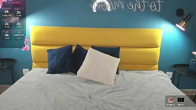 KetrinWhite online show from 10-02-25, 01:34