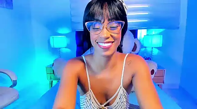 Snapshot of IsabelaRoss chatting on 01-31-25, 05:53 IsabelaRoss online show from 01-31-25, 05:53