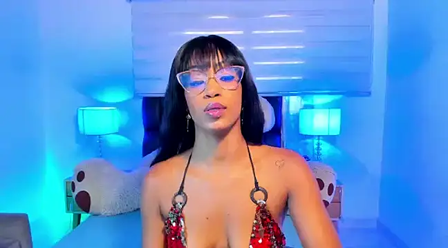 Snapshot of IsabelaRoss chatting on 03-08-25, 08:03 IsabelaRoss online show from 03-08-25, 08:03