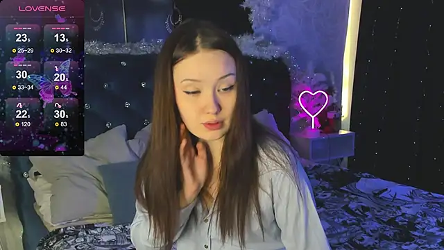 MiriaamWhite online show from 01-06-25, 08:46