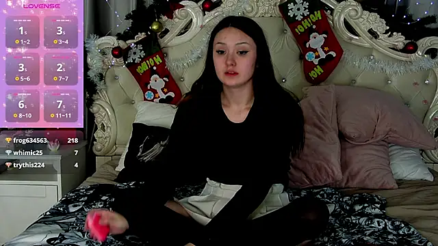 MiriaamWhite online show from 01-16-25, 10:23