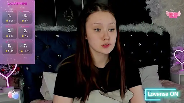 MiriaamWhite online show from 01-25-25, 05:08