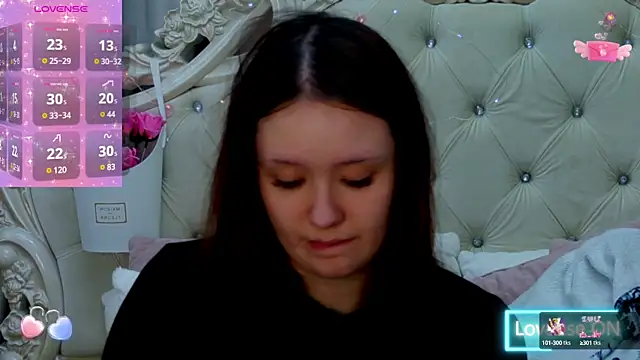 MiriaamWhite online show from 01-28-25, 03:04