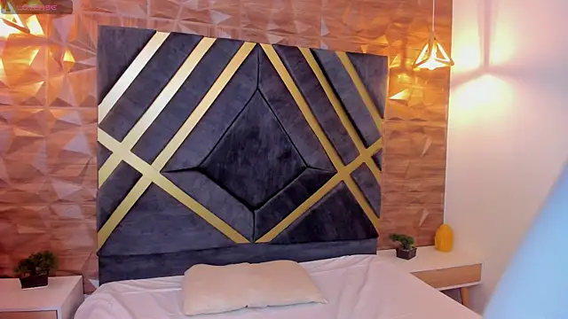 Snapshot of Alahia_Dangelo chatting on 03-02-25, 02:43 Alahia Dangelo online show from 03-02-25, 02:43