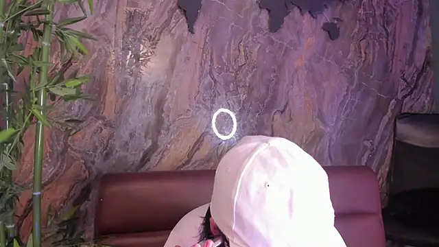 Snapshot of Alahia_Dangelo chatting on 11-15-25, 05:31 Alahia Dangelo online show from 11-15-25, 05:31