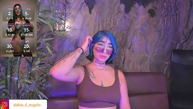 Snapshot of Alahia_Dangelo chatting on 12-14-25, 02:22 Alahia Dangelo online show from 12-14-25, 02:22
