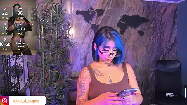 Snapshot of Alahia_Dangelo chatting on 01-16-26, 05:28 Alahia Dangelo online show from 01-16-26, 05:28