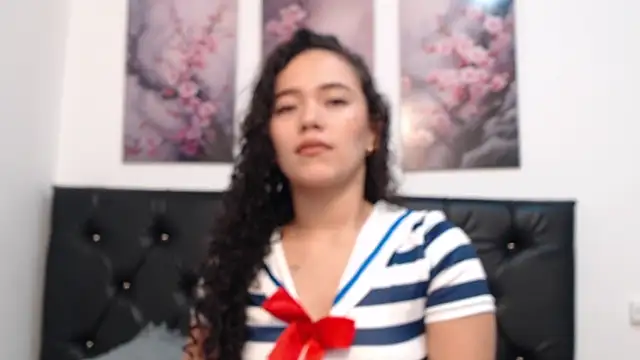 Snapshot of amaranta_f00x chatting on 09-15-25, 01:00 amaranta f00x online show from 09-15-25, 01:00