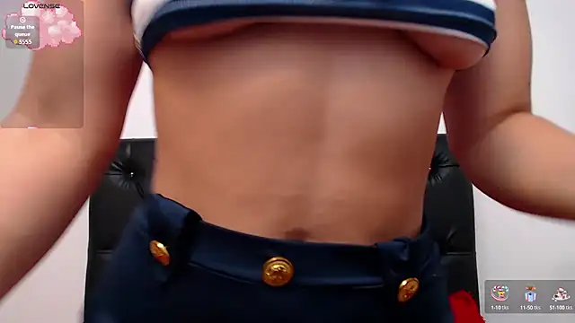 Snapshot of amaranta_f00x chatting on 09-27-25, 01:05 amaranta f00x online show from 09-27-25, 01:05