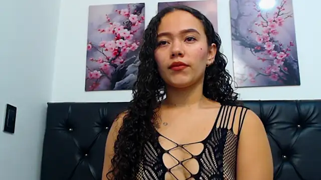 Snapshot of amaranta_f00x chatting on 11-20-25, 01:11 amaranta f00x online show from 11-20-25, 01:11