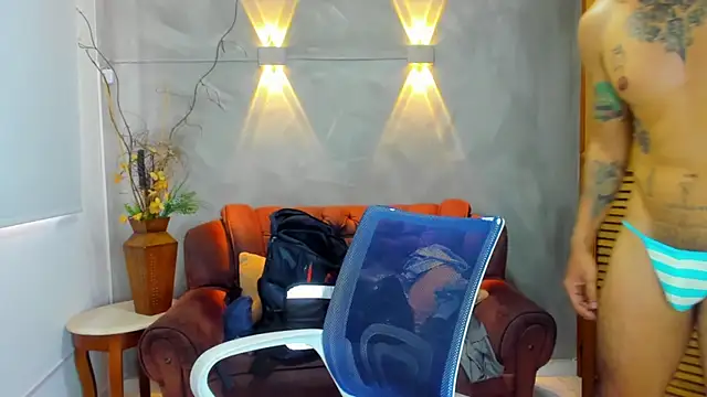 Snapshot of Dylanstonne chatting on 12-03-24, 07:55 Dylanstonne online show from 12-03-24, 07:55