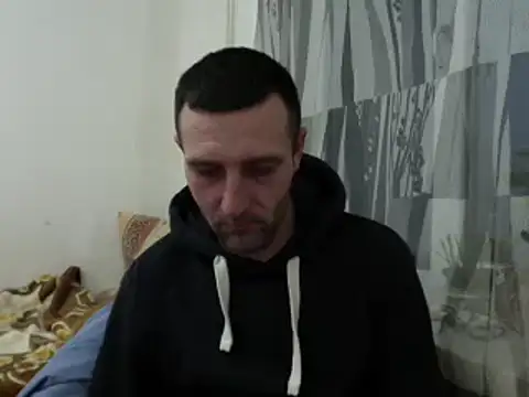 serjdj90 online show from 02-07-25, 05:07