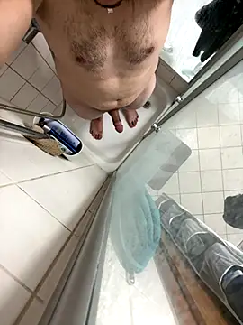 Snapshot of kareem0010 chatting on 11-01-25, 04:53 kareem0010 online show from 11-01-25, 04:53