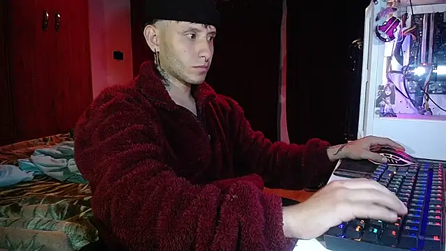 Snapshot of esjrobles chatting on 03-18-25, 04:58 esjrobles online show from 03-18-25, 04:58
