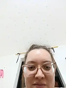 kendallclarkk03 online show from 08-08-26, 12:57