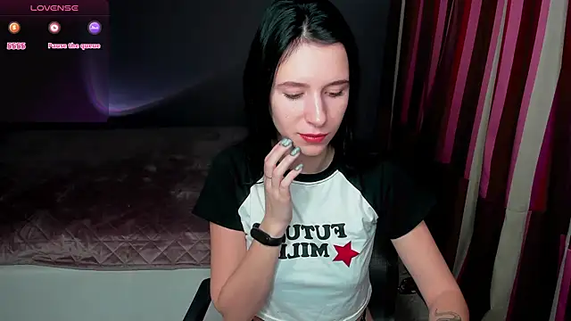 KarolinaBlacks online show from 01-23-25, 06:39