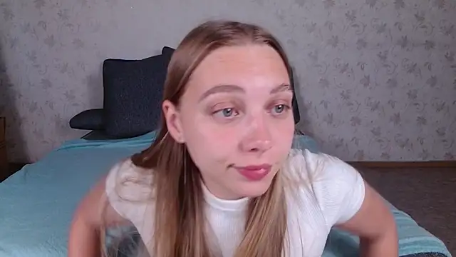 bellaa love  online show from 08-03-26, 12:09