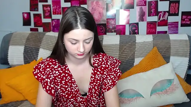 Snapshot of MilanaRoza chatting on 03-03-25, 09:11 MilanaRoza online show from 03-03-25, 09:11