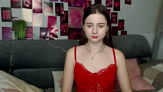 Snapshot of MilanaRoza chatting on 10-04-25, 04:49 MilanaRoza online show from 10-04-25, 04:49