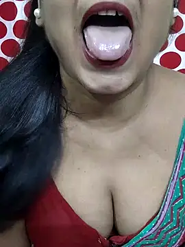 yoursweety09 online show from 07-02-26, 07:25