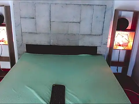 Eban Dustan online show from 04-29-26, 05:22