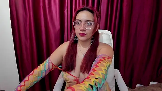 Snapshot of Vioolletta chatting on 02-27-25, 12:13 Vioolletta online show from 02-27-25, 12:13