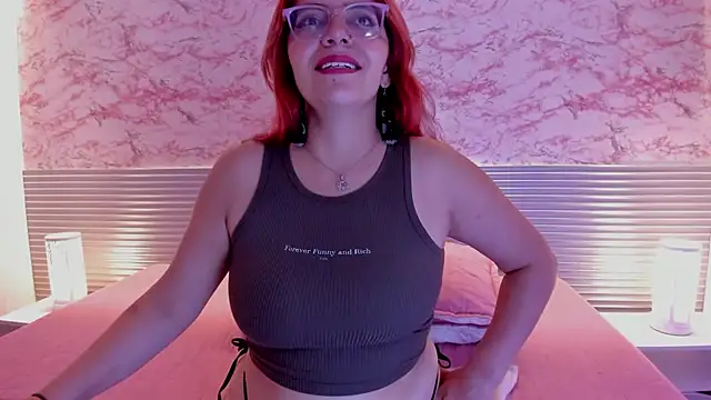 Snapshot of Vioolletta chatting on 03-11-25, 10:09 Vioolletta online show from 03-11-25, 10:09