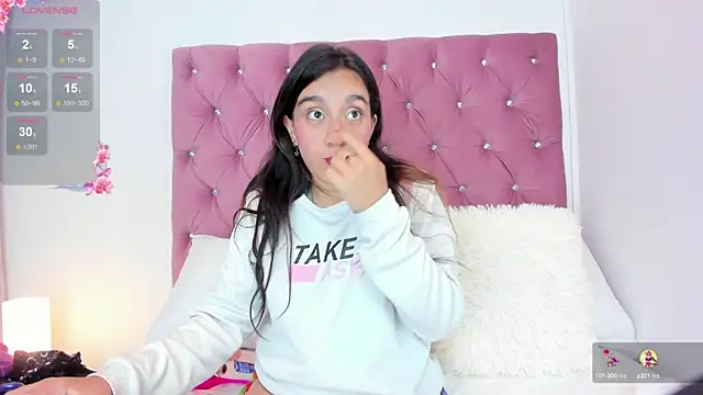 KiraSmitt online show from 12-10-24, 04:02